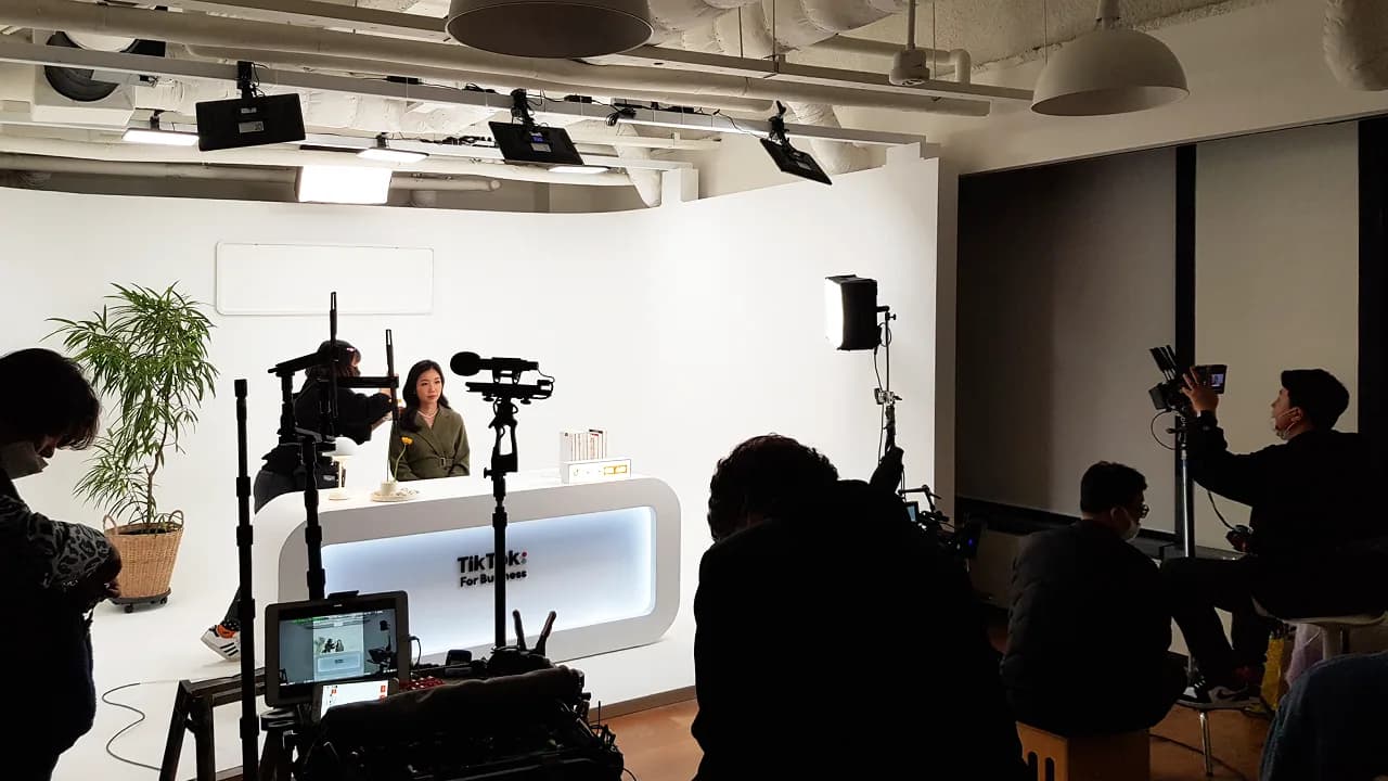 TikTok On-Air 튜토리얼 영상 제작 이미지 1